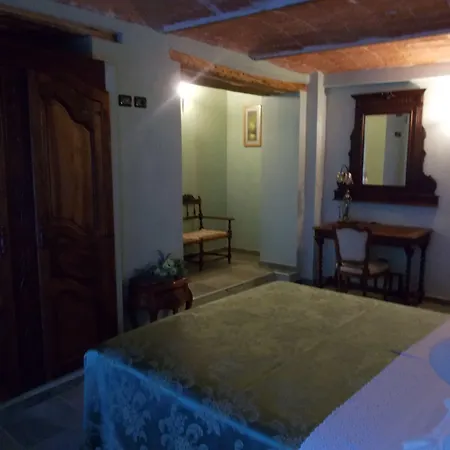 Ercolana Vakantieboerderij Neviglie